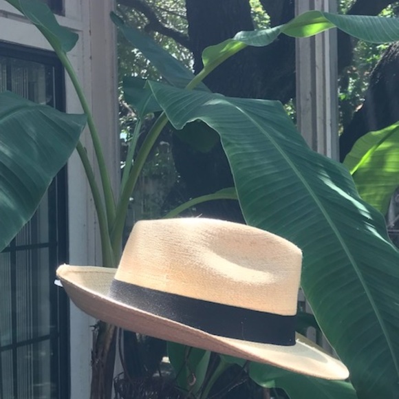 Fine Panama Hats - Picture 5 of 8